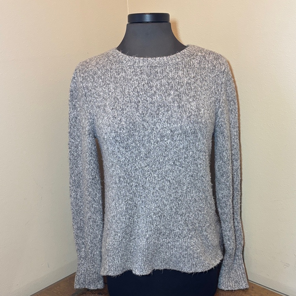 Lou & Grey Crew Neck Sweater, Gray, Medium